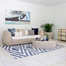 Ce meuble tv aux bords irréguliers ou console basse, saura apporter une présence originale. Deco Mer Chic En 50 Ambiances Douces Et Personnalisees