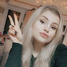 Ebony Berry (@ebony_berry)