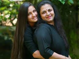 90s actress Sivaranjanis daughter to debut as heroine - News -  IndiaGlitz.com