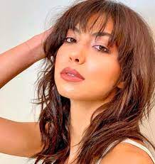 5 not right for every hair type. Do Layers Make Your Hair Look Thinner Or Thicker Secrets Your Hairstylist Won T Tell You