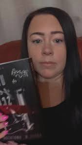 Ariel Anderson Author