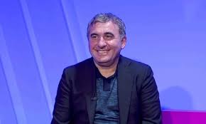 Jun 26, 2021 · gica hagi construieste o noua echipa la constanta. Video Exclusiv Lovitura Anului In Fotbalul Romanesc GicÄƒ Hagi O Preia Pe Farul ConstanÈ›a È™i Face O Fuziune Cu Viitorul