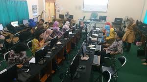Reuni smpn 2 magelang 79 ke 40. Smp Negeri 8 Kota Magelang Gelar Pelatihan Pembuatan Soal Berbasis Online Siedoo