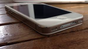 File:Apple iPhone 4s White 30-pin Dock ...