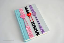 Diy magnetic bookmarks ft newton's nook designs. 24 Adorable Diy Bookmarks For Students Weareteachers