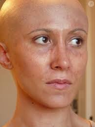 Vidéo : Fabienne Carat bouleversante dans la peau d'une boxeuse atteinte  d'un cancer, dans un film indépendant signé David Lucchini.