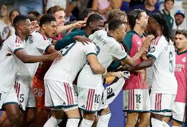 Real Madrid vence 2-1 al Espanyol con gol agónico y Mourinho celebra primer triunfo en su regreso al banquillo blanco