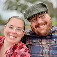 What are some key takeaways from Mr. Rogers' life advice?