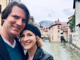 Looking to connect with British people in and around Quimper. We moved from  Bristol to Brittany nearly 2years ago but not yet connected with the local  Expat community..