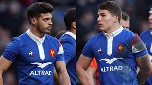 Samedi dernier, antoine dupont était présent dans le groupe tricolore à l'occasion du match du tournoi des vi nations entre la france et l'italie. Six Nations Rugby Dupont And Ntamack Among Four France Changes For Scotland
