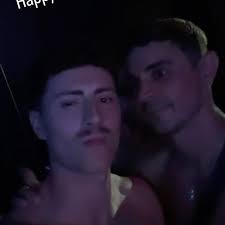 T R A V I S (@baehr.it.all) • Threads, Say more