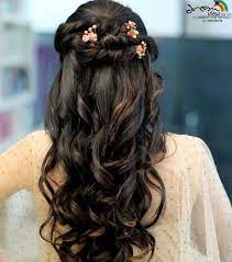 25 Pre Wedding Hairstyles For Mehndi Haldi Or More Functions Bridemaids Hairstyles Indian Wedding Hairstyles Hair Styles