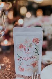 Practical wedding favors that don't break the bank? 10 Amazing Wedding Favours Your Guests Would Actually Want Buro 24 7 Malaysia