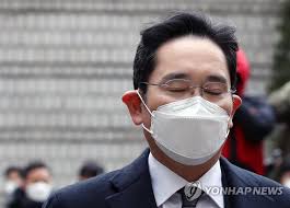 가석방 조건은 세부적 사항은 더 많을테고 구체적으로 요건이 되는지 여부는 법무부 내부에서 결정 하겠지만, 크게 형기 3분의1 이상. ì´ìž¬ìš© 8 15 ê°€ì„ë°© ê°€ëŠ¥ì„± ë²•ë¬´ë¶€ í™•ì¸ ì–´ë µë‹¤ ë§¤ì¼ê²½ì œ