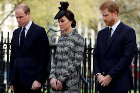 Diana's brother, spencer, shared an image via twitter this morning of the family duty he carries out each year of raising a flag at the family estate. Prince William Kate And Prince Harry Will Re Dedicate The Grave Of Princess Diana