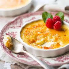 Creme Brulee In 2020 Creme Brulee Recipe Creme Brulee Dishes Tart Baking