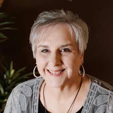 Happy Birthday Wishes to Donna Walker Cowart