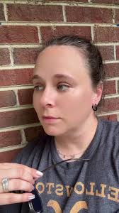 Danielle Ashburn's Instagram, Twitter & Facebook