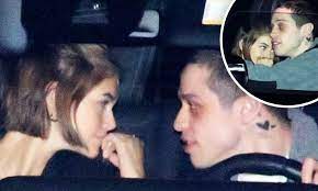 Kaia's parents cindy crawford and rande gerber were spotted in intense conversation on the. Kaia Gerber And Pete Davidson Go On Date In Malibu Daily Mail Online