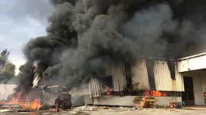 Maybe you would like to learn more about one of these? Incendio Destroi Galpao Proximo A Fabrica Da Fiat Em Betim Veja Video Horizontes Home