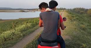 A College boy was returning form school in the evening when his electric  Scooter stopped. The mechanic sugarcane field fuck