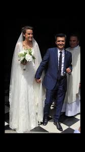 Céline bosquet soufflera bientôt ses 35ème bougies en janvier 2020. Celine Bosquet En Delphine Manivet Et Thomas Langmann Juin 2013 Wedding Robe Wedding Dresses Lace Wedding Dresses