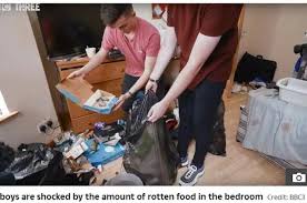 Scopri ricette, idee per la casa, consigli di stile e altre idee da provare. Pasangan Ini Tak Pernah Bersihkan Rumah Dan Hidup Di Atas Tumpukkan Sampah Celana Berjamur Berserakan Dimana Mana Bak Sultan Cara Ini Lebih Mereka Pilih Untuk Urusan Pakaian Semua Halaman Intisari