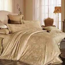 Kandungan pada produk ini adalah air mawar dan aloe vera yang dapat menghilangkan iritasi dan jerawat pada. 8 Merk Bed Cover Yang Bagus Dan Adem Dipakai