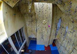 Rotorua's alternative and fully licensed, twin screen cinema. The Wall Gallery The Wall And Basement Cinema