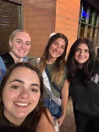 Seeking roommate in St Louis apartment