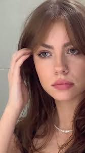 Faye Doran's Instagram, Twitter & Facebook