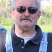 Mark Skiles's Instagram, Twitter & Facebook