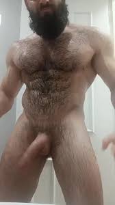 Wet hairy muscle - ThisVid.com