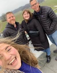 Max Malloy's Instagram, Twitter & Facebook