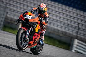 Si sigue navegando, entendemos que acepta nuestra política de cookies. How Will Dani Pedrosa Fare On His Big Ktm Motogp Comeback Visordown
