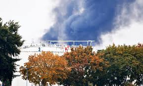 Es kam zu einer verheerenden explosion, bei der fünf menschen starben und 44 weitere verletzt wurden. One Dead In Explosion At German Chemical Plant Arab News