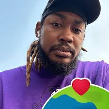 Shawn Watts's Instagram, Twitter & Facebook