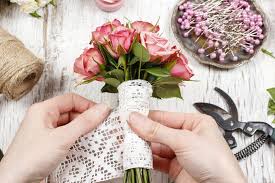 Your florist will/should have included the removal and cleanup of all your flower arrangements after the wedding in the price. Average Cost Of Wedding Flowers In 2021 Yeah Weddings