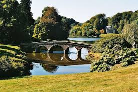 Stourhead Garden Landscape Wikipedia The Free Encyclopedia Landschaftsbau Englischer Garten Biologischer Anbau