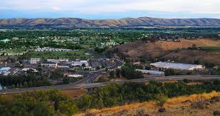 We offer lessons for most instruments with professional instructors. Yakima Washington Wikipedia