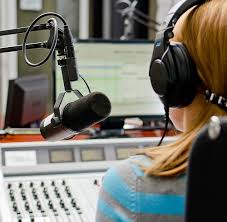 Radialista Infoescola