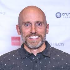 The Difference Between Successful People and The Rest Of Us.