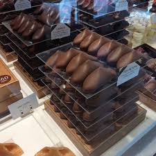 The chocolate speaks for itself at jacques torres but what goes under the radar is their hot chocolate! Neuhaus Chocolate Shop In Bruxelles Brussel