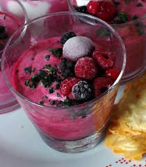 Mousse De Fruits Rouges Au Thermomix Recette Thermomix Mousse De Fruits Rouges Mousse Fruit Dessert Fruit Facile