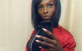 kaya lin (@groovy_girll)