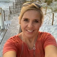 Tammy Burt's Instagram, Twitter & Facebook