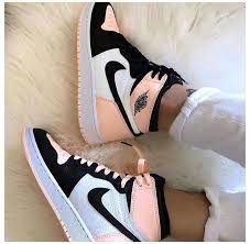 Black And White Jordan 1 Mid Fashion Nike Air Jordan 1 Mid Basketball Shoes Pink Black White Aj1 Sneakers Black Fashion Sneakers Fashion Air Jordan 1 Nike Air Jordan 1 Air Jordan 1 Aj1 A 2020
