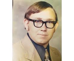 Carl Burks's Instagram, Twitter & Facebook