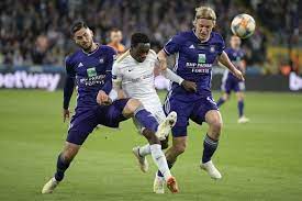 Overview of all signed and sold players of club rsc anderlecht for the current season. Fc Neuzugang Sebastiaan Bornauw Aggressiver Abwehrhune Mit Anderlecht Dna
