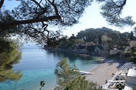 The peninsula is situated next to nice and villefranche sur mer and extends out to cap ferrat. Saint Jean Cap Ferrat Turmundial